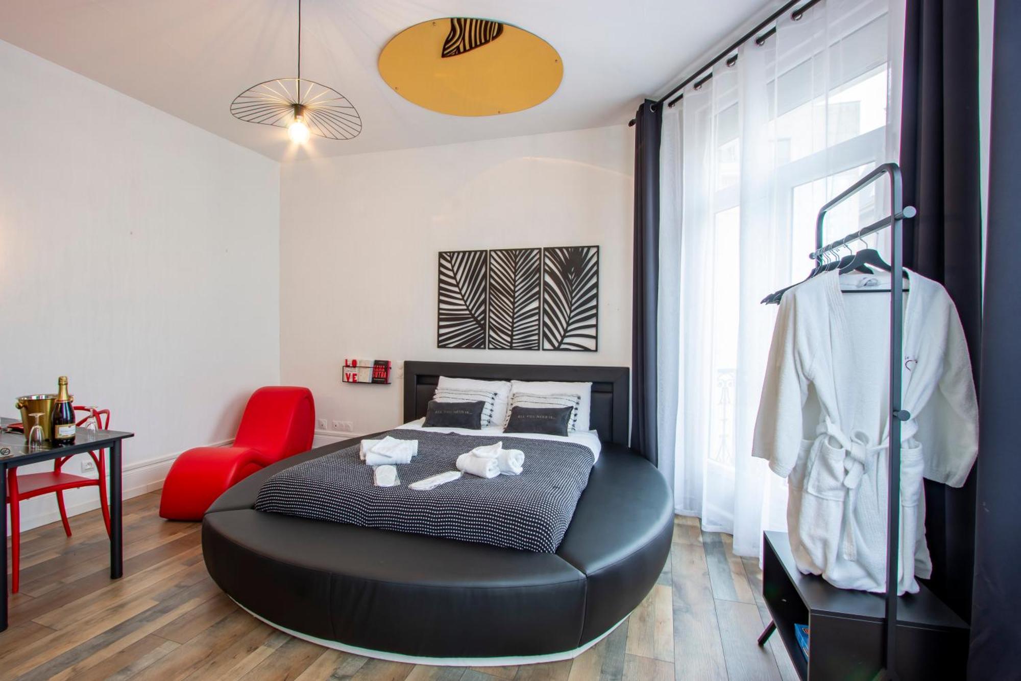 L'Hyper Centre - Netflix & Wifi - Literie Haut De Gamme - Check-In 24H24 - Goodmarning Châlons-en-Champagne Exteriör bild